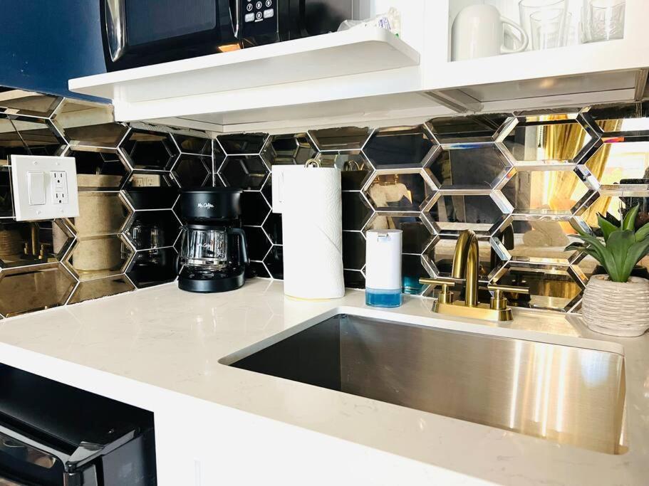 Modern Design Studio For Two Gaslamp District! Located In The Heart Of Downtown San Diego! Apartamento Exterior foto